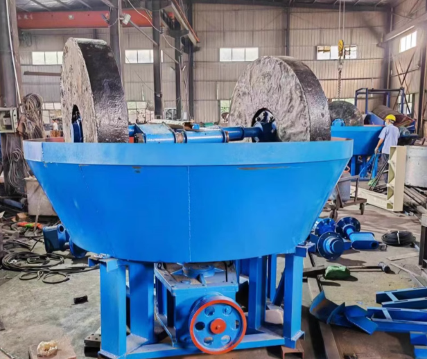 Gold Ore Grinding Mill Manufacturer, Gold Grinding Equipment, Mining Equipment Wet Pan Mill for Sale