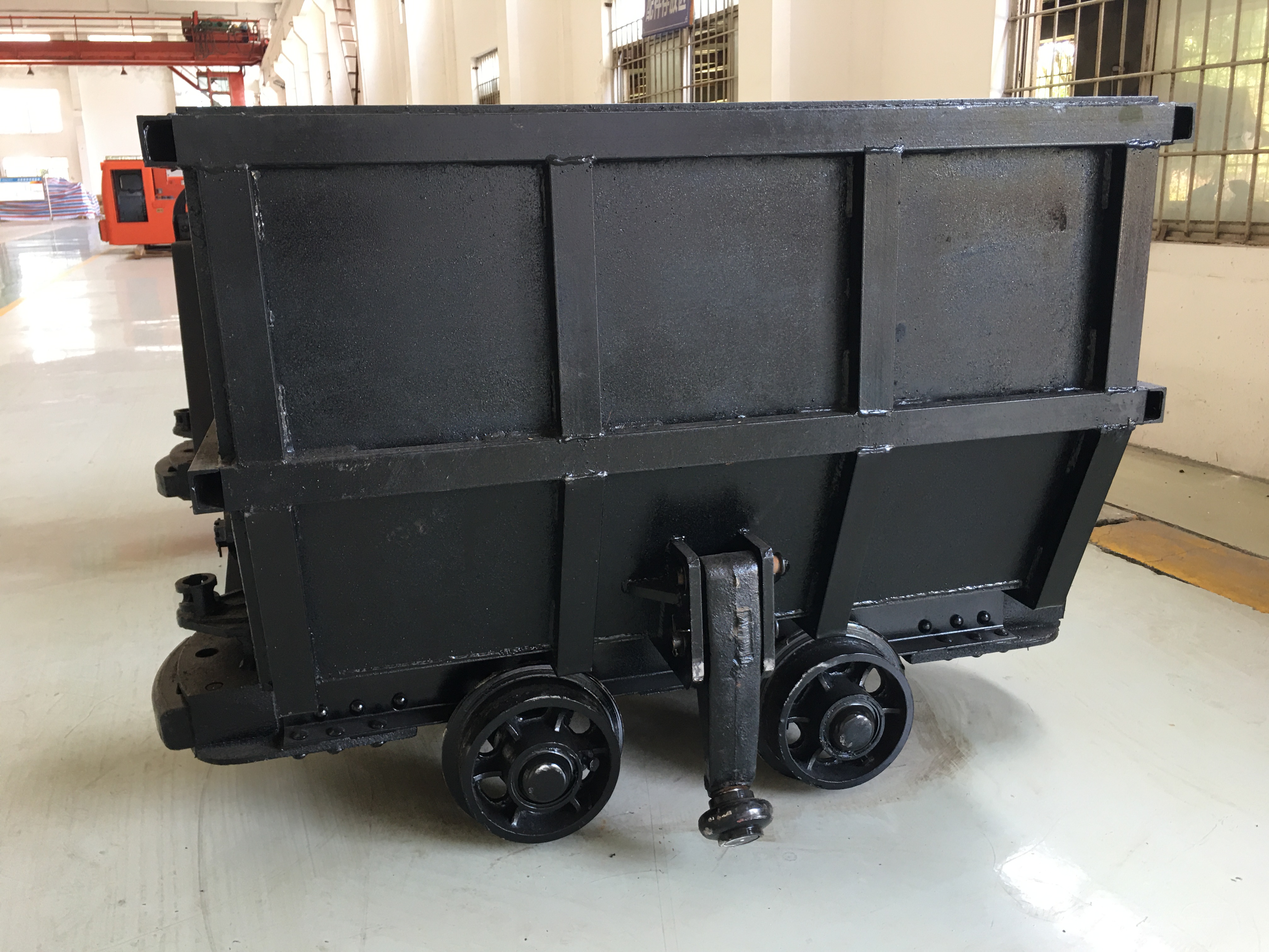 High Quality Side Dumping Cars Single Side Dumping Mine Cart Dumping Mining Wagon Side Dump Mine Car